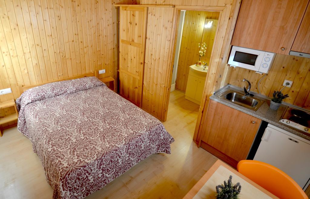Camping Bungalow Serra De Prades Resort Vilanova de Prades Bagian luar foto